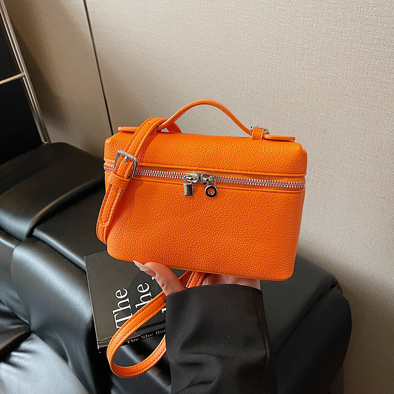 High-quality lunch box bag, crossbody small bag, handbag, cross-border trendy women's bag, high-end commuting crossbody bag for women full figure