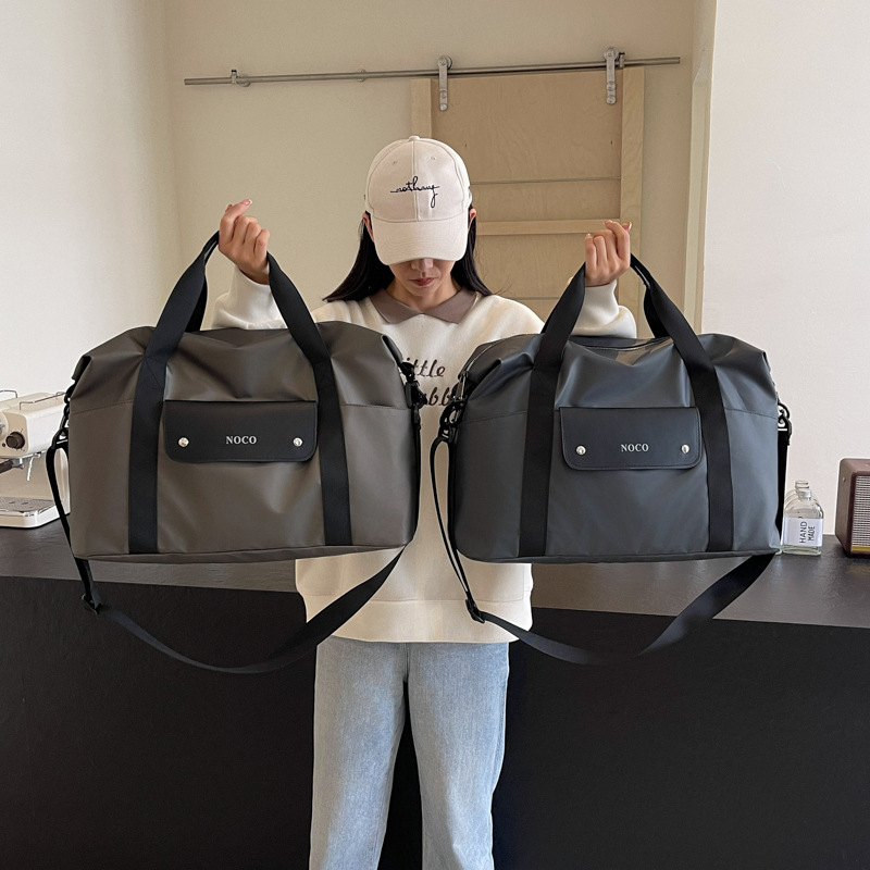 New large-capacity hand-held travel bag, lightweight men's and women's crossbody fitness bag, trendy and casual boarding storage bag details Picture