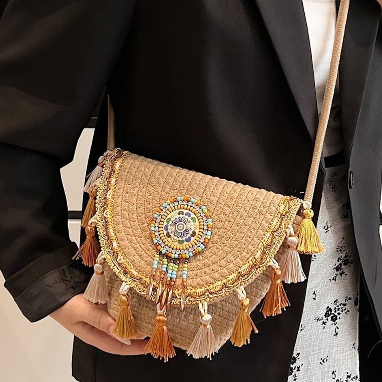 Casual woven bag 2025 Spring New Style straw woven bag, ethnic style niche tassel handbag, texture envelope bag Specification drawing