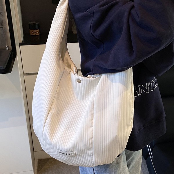 Spring 2025 new style laid-back and relaxed casual large-capacity single-shoulder tote bag, Korean-style fabric bag, women's canvas bag full figure