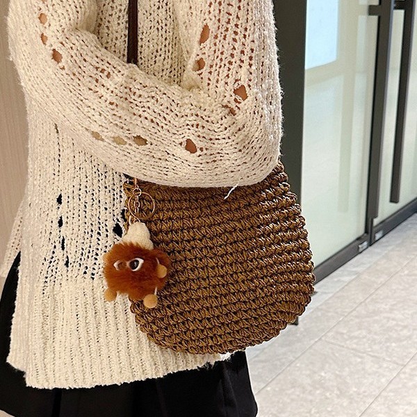 Vacation mini straw woven bag 2025 Summer new style fashionable beach bag, lightweight mobile phone bag, single-shoulder crossbody women's bag Application Scenario