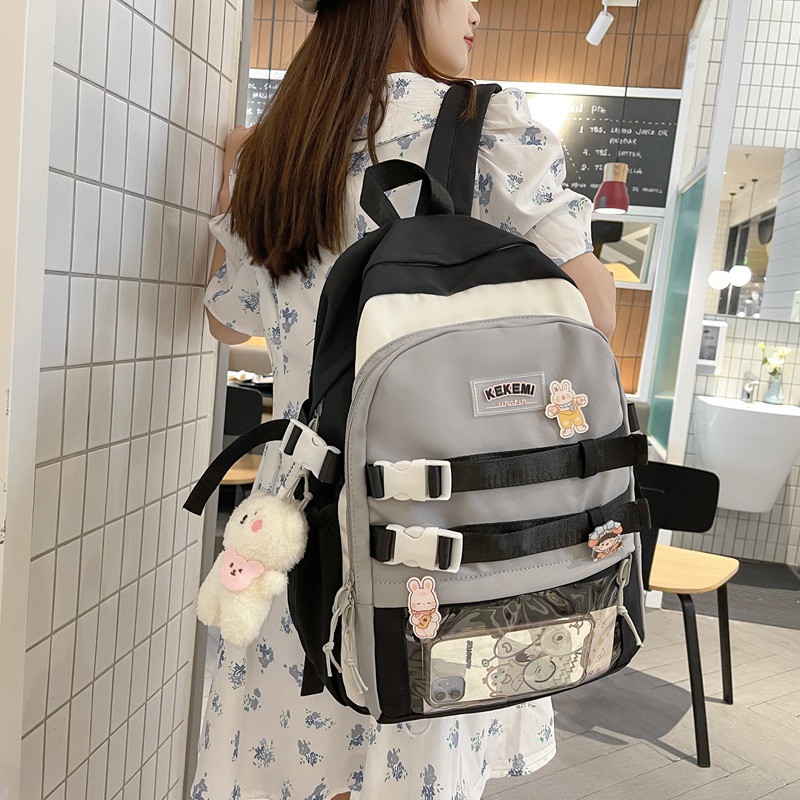 Harajuku large-capacity schoolbag for girls, a Korean version of junior and senior high school students with contrasting colors, a cute and good-looking large-capacity backpack details Picture