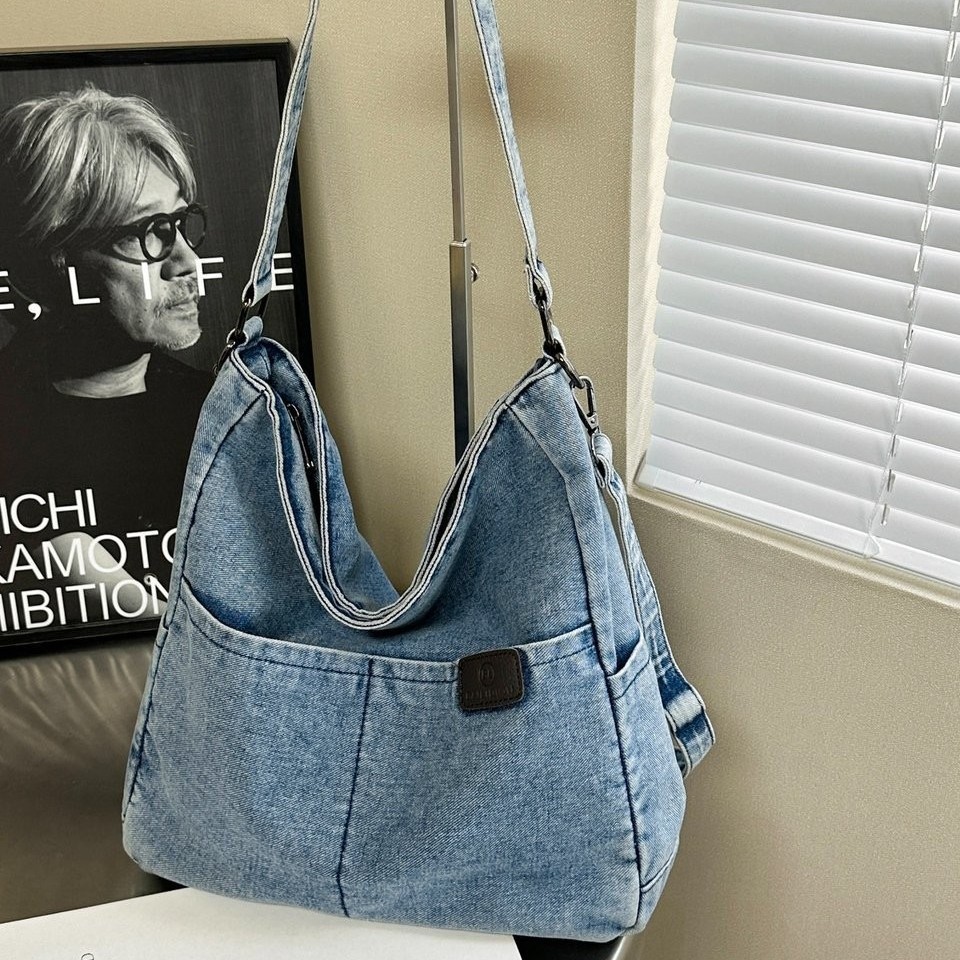 New large-capacity casual bag, women's trendy denim flash tote bag, solid color, lightweight, waterproof, multi-purpose backpack full figure