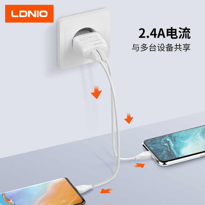 Cross-border European standard PD12W charger mobile phone fast charging head compatible adapter, US standard multi-U port charging plug factory Application Scenario