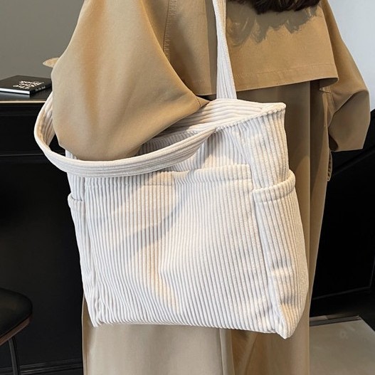 Corduroy bag 2024 New style fashionable large-capacity handbag, forest style versatile, artistic and retro student class bag full figure
