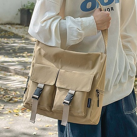 Lightweight bag for women, Spring/Summer 2025 new Korean style trendy large-capacity messenger bag, versatile single-shoulder bag for students' classes Specification drawing