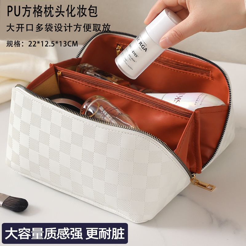 Pillow makeup bag, women's portable large-capacity makeup products storage bag, high appearance level, travel and outing hand-held toiletries bag full figure