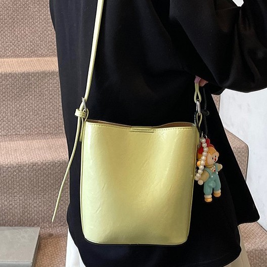Fashionable single-shoulder bag for women, 2025 new high-end design, hand-held crossbody casual underarm bag, large-capacity mother-and-child bag Specification drawing