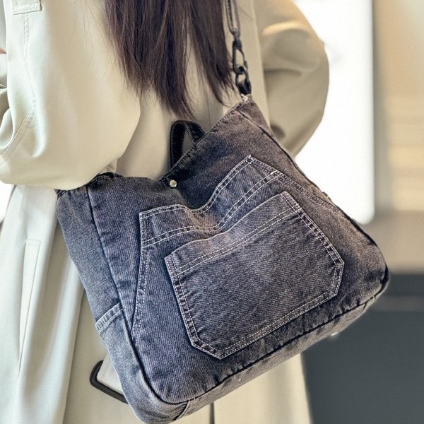 Spring new fashionable commuting large-capacity washable denim bag for casual outings, single-shoulder crossbody, versatile and easy to carry full figure