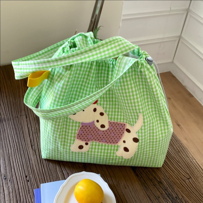 Summer fresh checkered underarm bag for women, simple and fashionable bucket bag, large-capacity single-shoulder bag, trendy and casual crossbody bag full figure