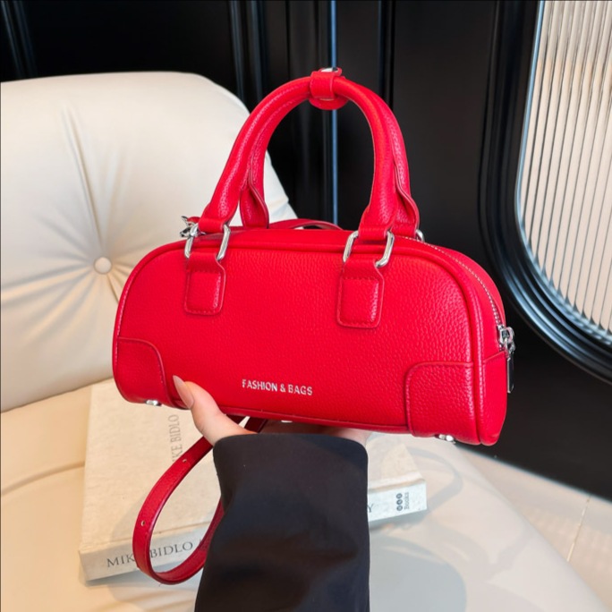 Fashionable handbag for women, simple and elegant texture, pillow bag, 2025 new style, stylish single-shoulder bag, casual and trendy crossbody bag full figure