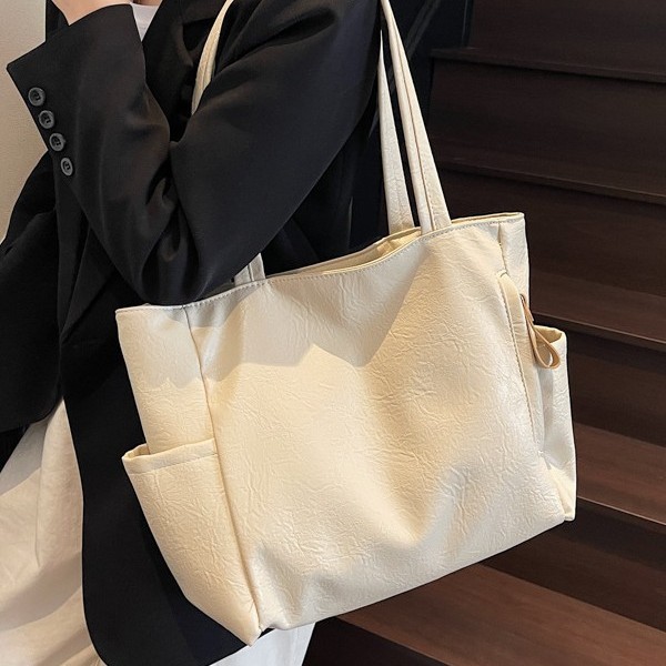 Korean version PU bag, blank single-shoulder bag, new solid-color handbag, large capacity, high-end sense, fashionable and versatile tote bag Application Scenario