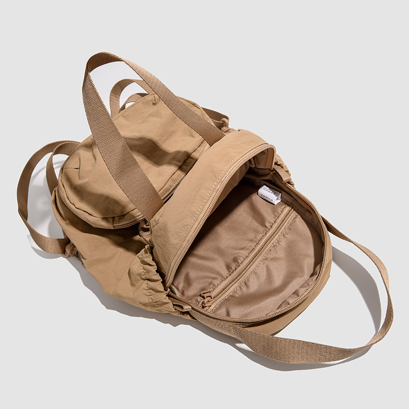 2024 New women's multi-purpose outdoor backpack for sports and fitness, lightweight crossbody bag, three-in-one backpack Application Scenario