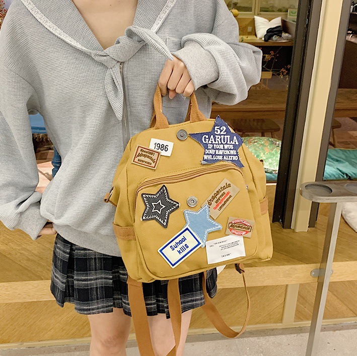 Hot girl retro commuter bag, stylish, high appearance level, versatile schoolbag, new autumn/winter 2024 crossbody bag, Japanese-style backpack full figure