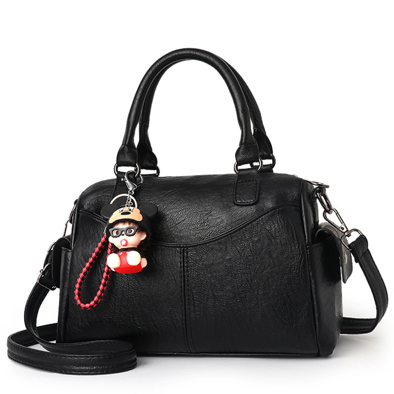 Retro motorcycle bag, hand-held women's bag, 2022 new style trendy women's single-shoulder crossbody bag, European and American pu soft leather large bag consignment full figure