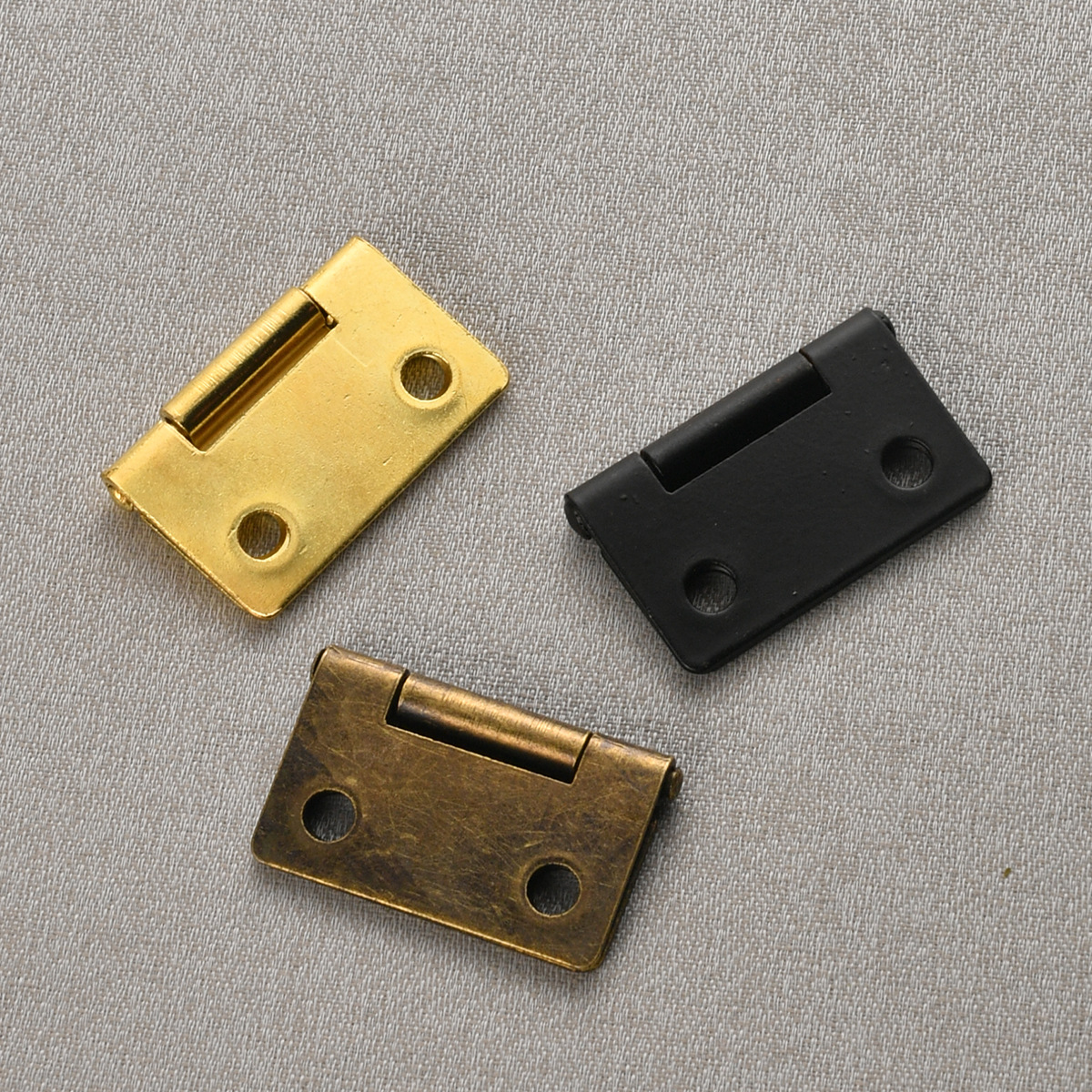 Jingmao Hardware New Chinese-style 4-hole antique wooden box Gift box with flat hinge packaging small accessories 38*34mm Application Scenario
