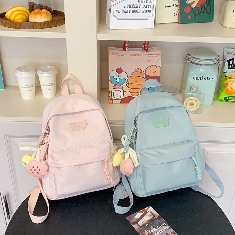 New backpack for girls, primary school students, spring outing travel bag, junior high school student backpack, high appearance level, travel and study tour bag full figure