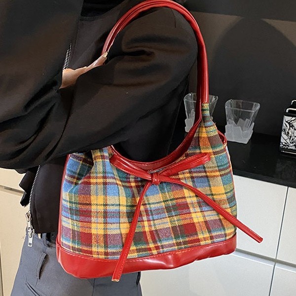 The color-blocking checkered women's spring 2025 stylish single-shoulder bag, large-capacity tote bag, hand-carry and large underarm bag trend details Picture