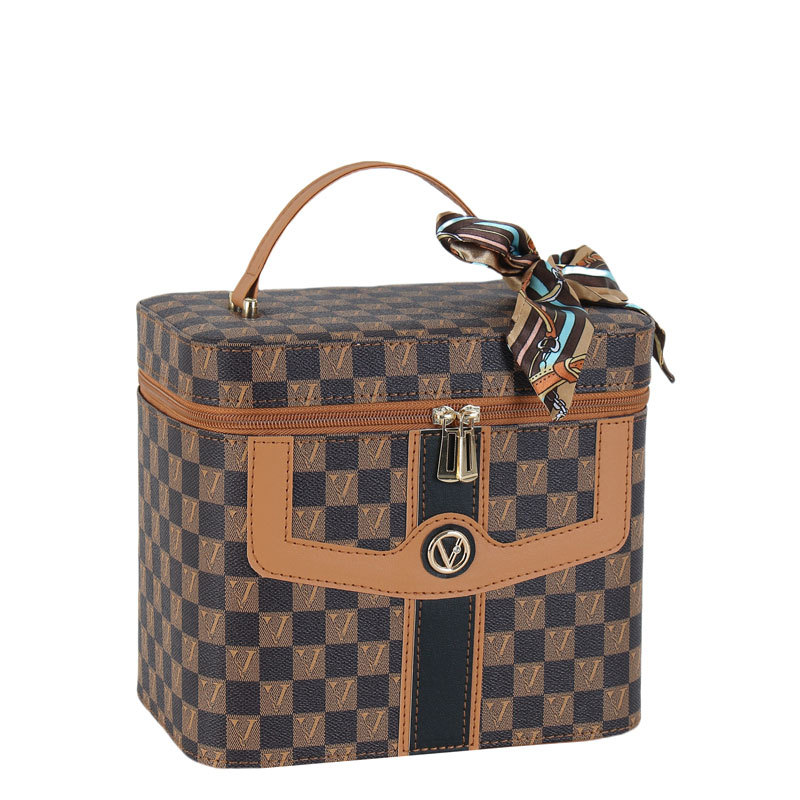 Wholesale of cross-border cosmetic boxes, portable travel large-capacity cosmetic bags, simple hand-carry cosmetic storage boxes with mirrors Item Picture