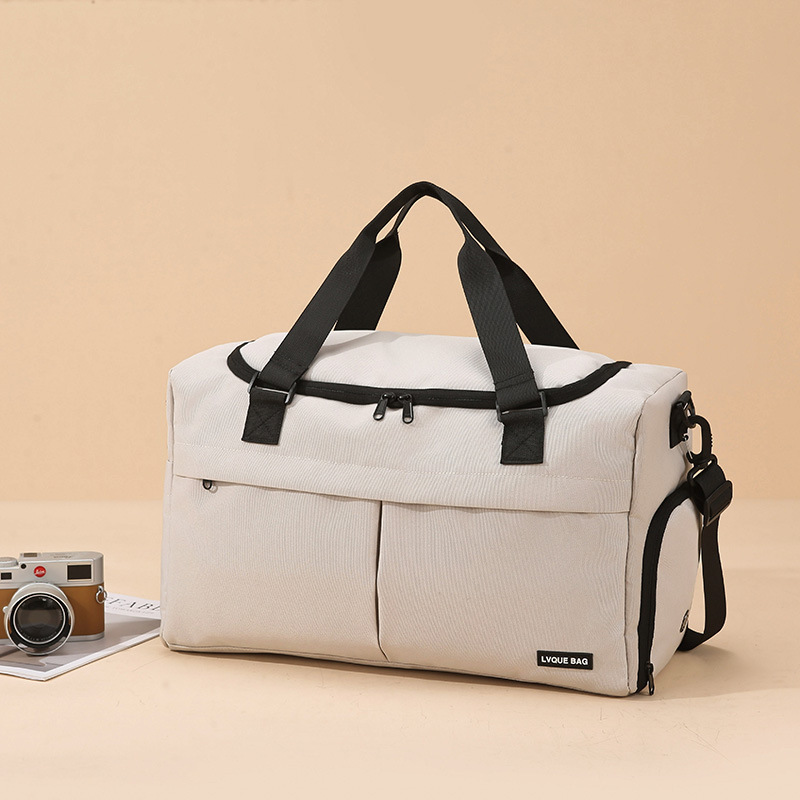 Dry-wet separation large-capacity travel bag, outdoor leisure photography camping storage bag, fashionable and durable swimming and fitness bag full figure