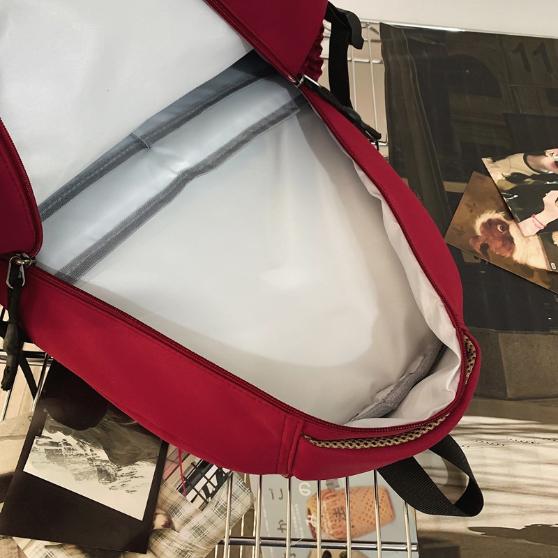 Men's Japanese-style casual, versatile and simple backpack for junior high school, senior high school and college students. Large-capacity computer backpack for women Application Scenario