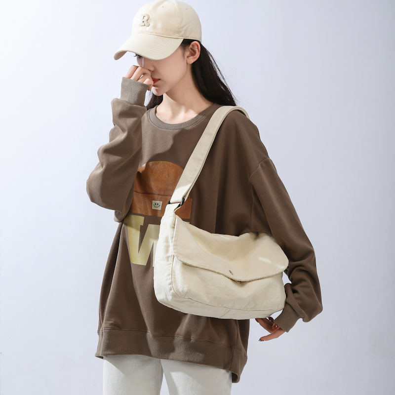 Japanese-style casual canvas bags, crossbody bags for men and women, retro and simple single-shoulder bags, student backpacks, class bags, men's crossbody bags full figure