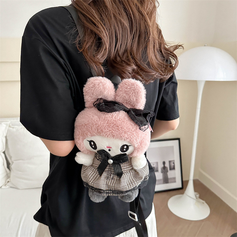New Katon Japanese-style Kuromi plush backpack, girlish plush doll, cute Melody plush doll claw machine Application Scenario