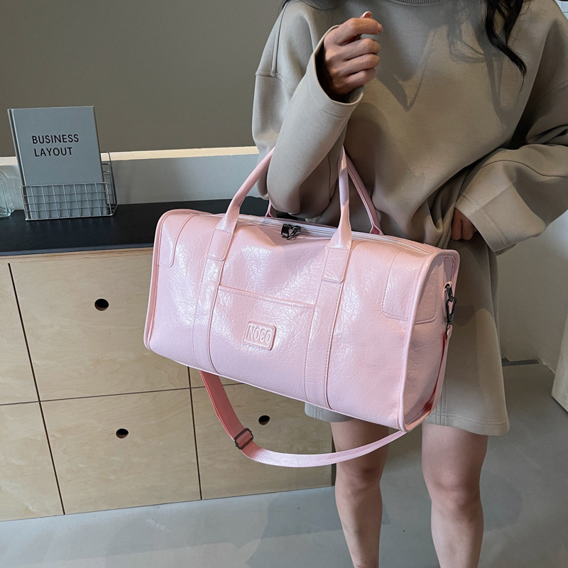 New cross-border business travel bags, large-capacity student accommodation luggage bags, men's and women's soft leather-like sports and fitness bags Specification drawing