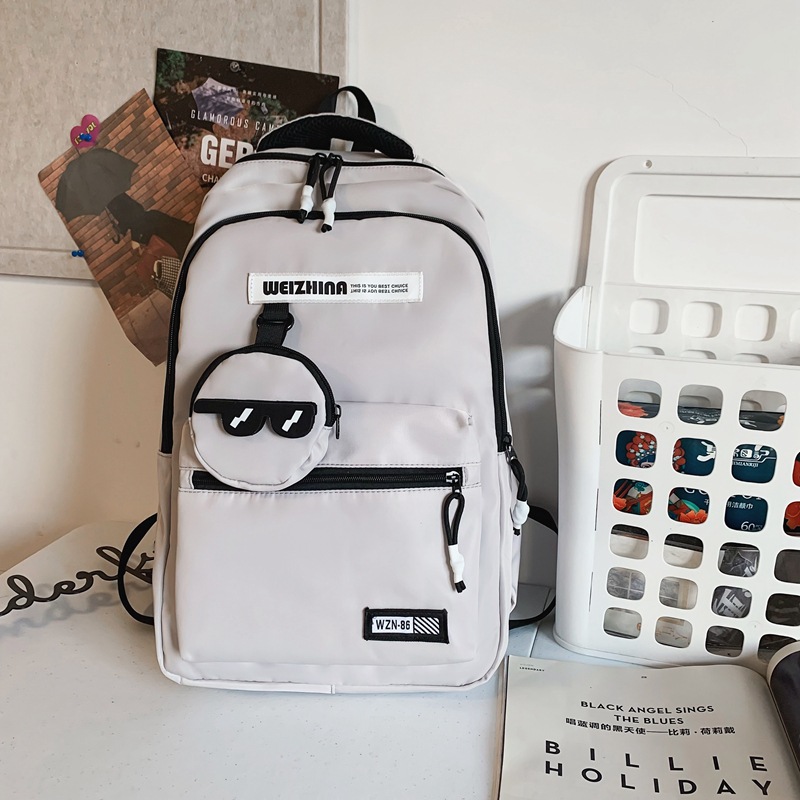 New style of backpack for students, daily sports and leisure on campus, trendy Korean style, large capacity, lightweight, junior and senior high school full figure