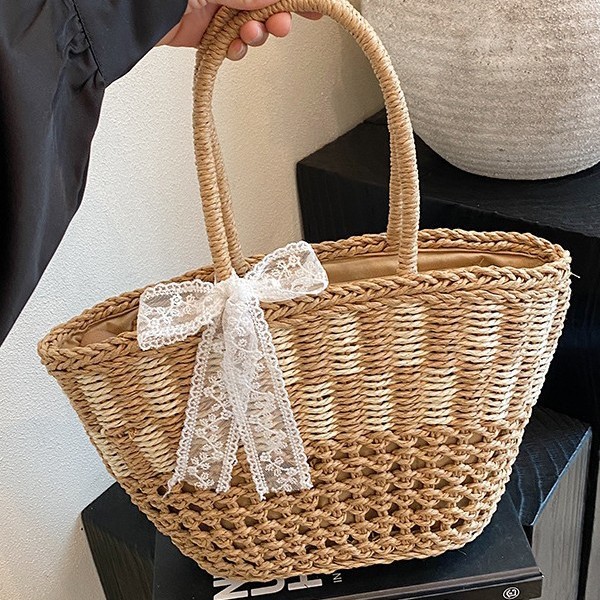 This is a new spring single-shoulder handbag featuring a fashionable and unique woven striped color-blocking silk scarf for women Application Scenario