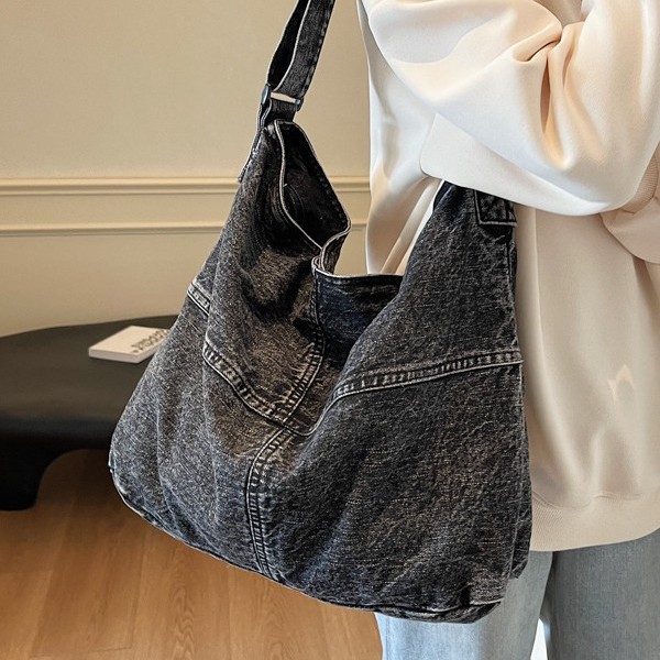 Color-blocking and patchwork denim bag 2024 new Korean-style casual single-shoulder crossbody bag for commuting, large-capacity female college student bag Specification drawing