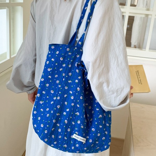 Spring and summer sweet floral single-shoulder bag, gently shining French tote bag, large-capacity Korean version double-sided tote bag for girls full figure
