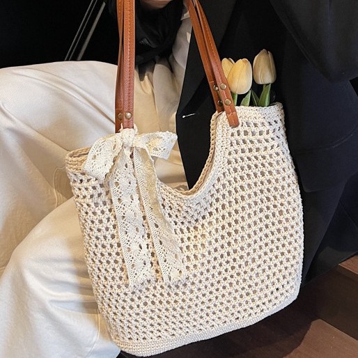 Beach holiday woven Tote bag for women, ins forest-themed artistic and casual, cotton thread hollowed-out net pattern woven single-shoulder bag full figure