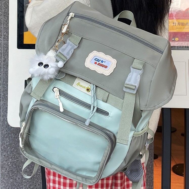 The new large-capacity student backpack features a cute and cartoonish design with a contrasting color scheme and a casual and girlish style full figure