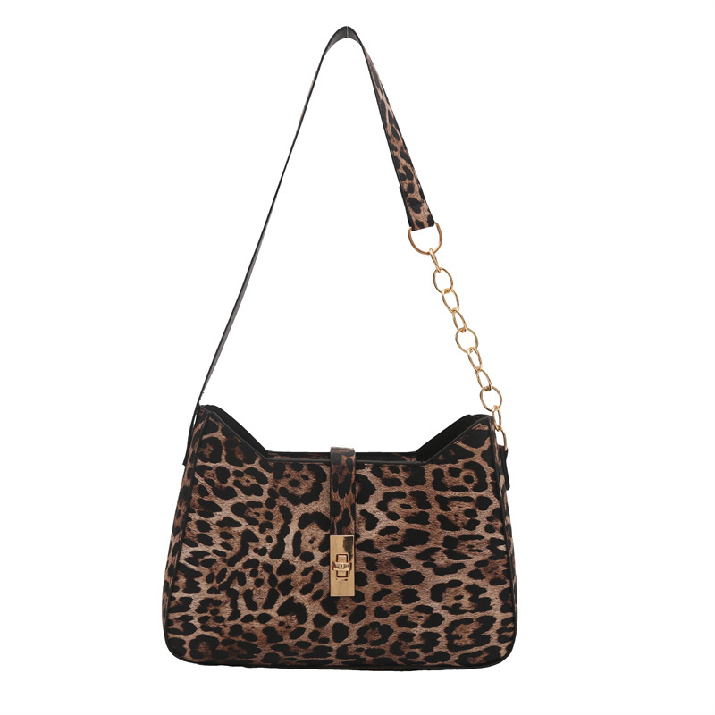 This unique and niche design bag exudes a sense of sophistication for women, is trendy and versatile, and is suitable for daily wear. It is a single-shoulder bag Item Picture