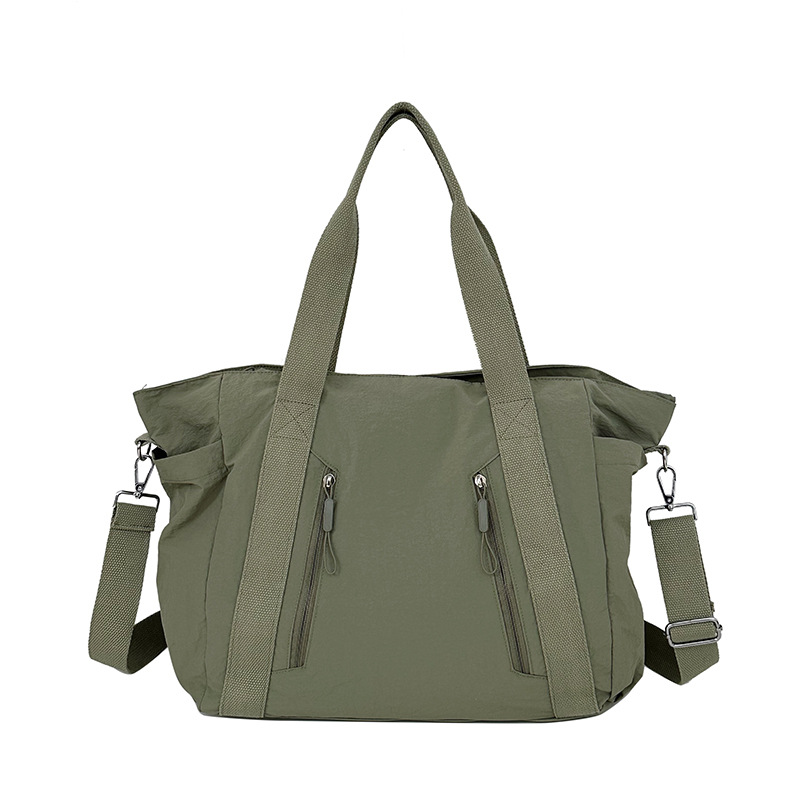 New casual Korean-style single-shoulder bag, nylon lightweight and simple travel crossbody bag, large-capacity portable mommy bag for going out Item Picture