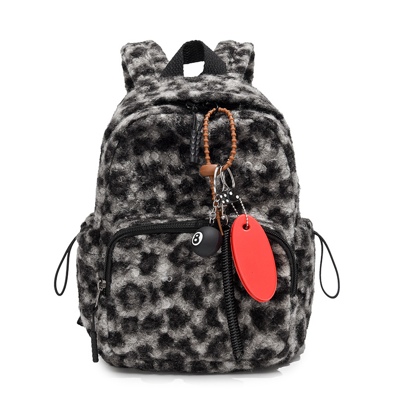 The new 2024 autumn/winter fashion leopard print small backpack with plush design, a retro and trendy sweet and cool small bag Item Picture