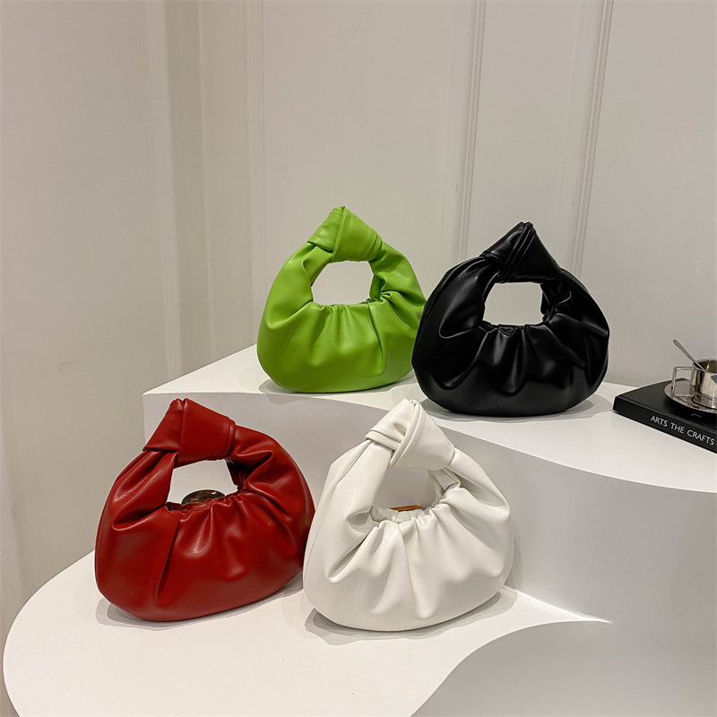 Streetwear pleated bag 2024 Autumn new style, textured underarm bag, simple and fresh handbag for women Application Scenario
