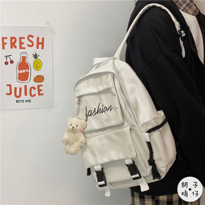 Wholesale of 2025 new popular, fashionable and retro style school bags with high appearance standards for primary, middle and high school students Application Scenario