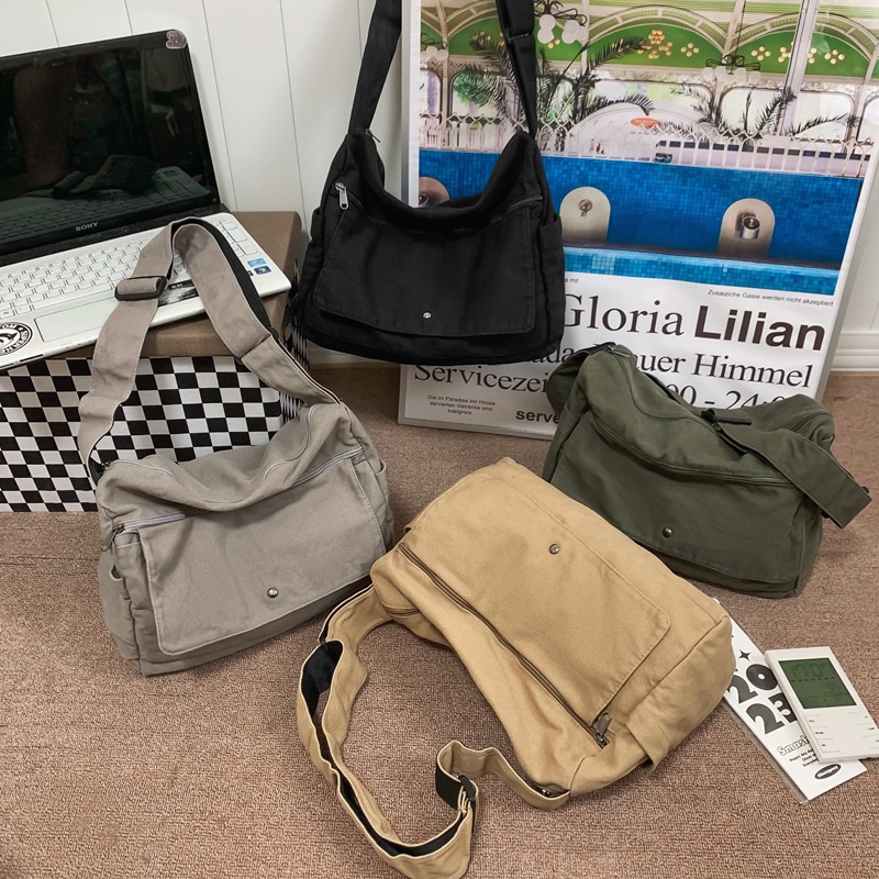 Japanese-style washed canvas bag, women's laid-back style, large-capacity crossbody bag, college student art class bag, simple postman bag Specification drawing