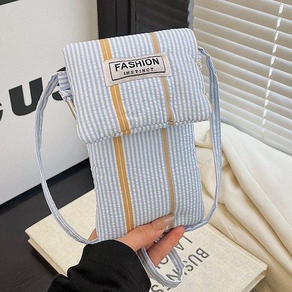 New portable phone small square bag, urban simple commuting mini single-shoulder bag, Korean version striped hand-held crossbody bag Application Scenario
