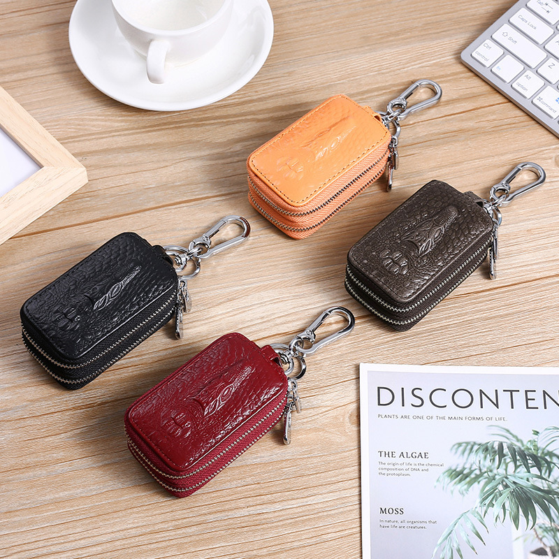 Crocodile-patterned Lu men's car key bag, waist hanging mini key protection case, universal high-end zipper, genuine leather solid color Application Scenario