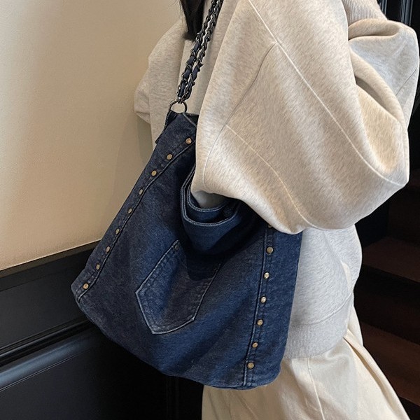 New cross-border foreign trade new Tote bag, fashionable denim solid color single-shoulder bag, casual and versatile rivet hand-carry full figure