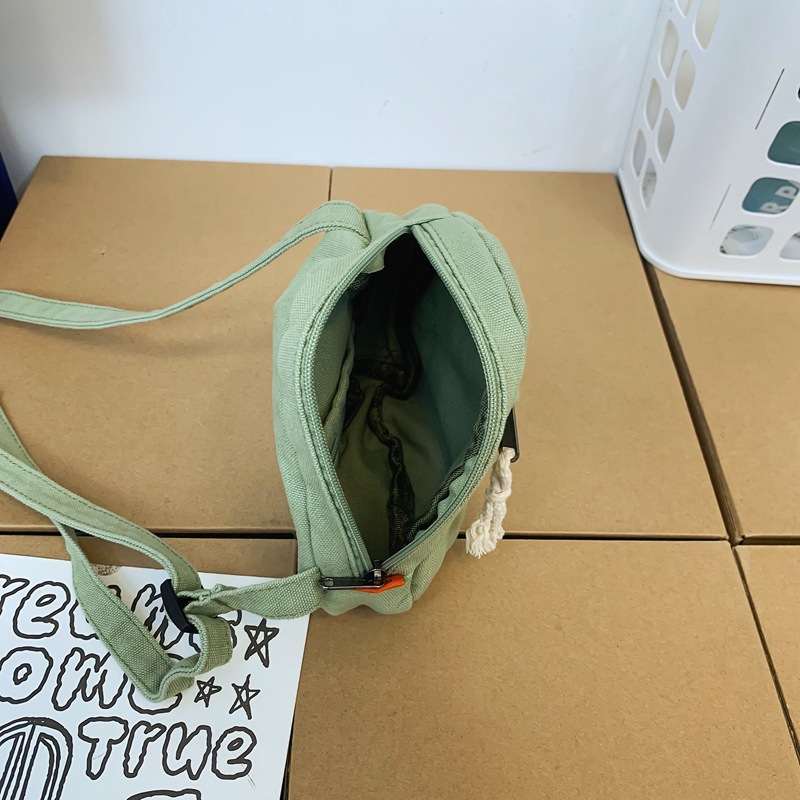 Canvas bag for women 2022 New artistic style summer small backpack, simple solid color mobile phone bag, single-shoulder crossbody bag for women Application Scenario