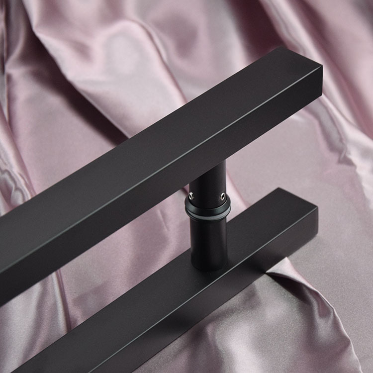 Glass door handle logo, glass door handle, stainless steel square tube, black baked paint, large wooden door handrail, sliding handle Application Scenario
