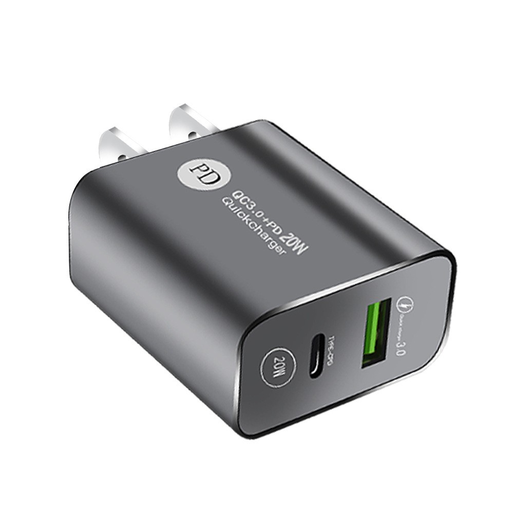 The USB+Type-C multi-port super fast charger is compatible with A universal A+C charger for Apple PD 20W mobile phones full figure