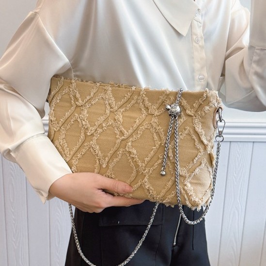 Niche design bag 2025 Spring/Summer Women's new cross-border envelope bag handbag, diamond-shaped chain single-shoulder crossbody bag Specification drawing