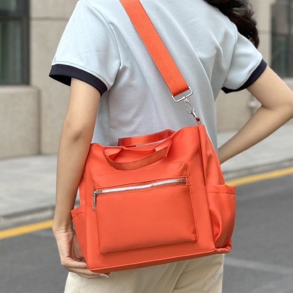 Large-capacity fashionable solid color Oxford fabric casual bag 2024 new style versatile and fashionable single-shoulder armpit bag Tote bag trendy full figure