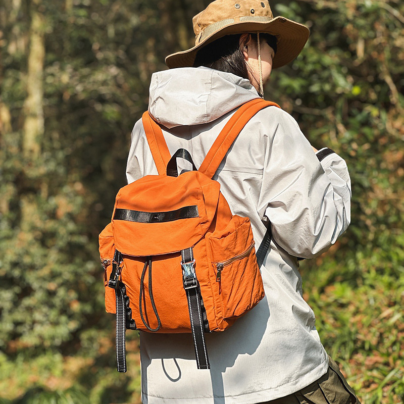 Outdoor hiking bag, simple and lightweight, high appearance level, travel backpack, ultra-light men's and women's sports hiking travel backpack full figure