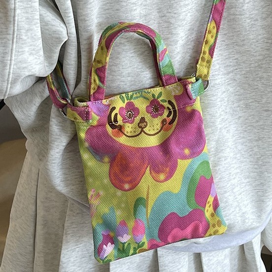 Fashionable cloth bag with high appearance level, ins printed cartoon handbag, soft, light and large capacity, single-shoulder crossbody bag for young women Application Scenario